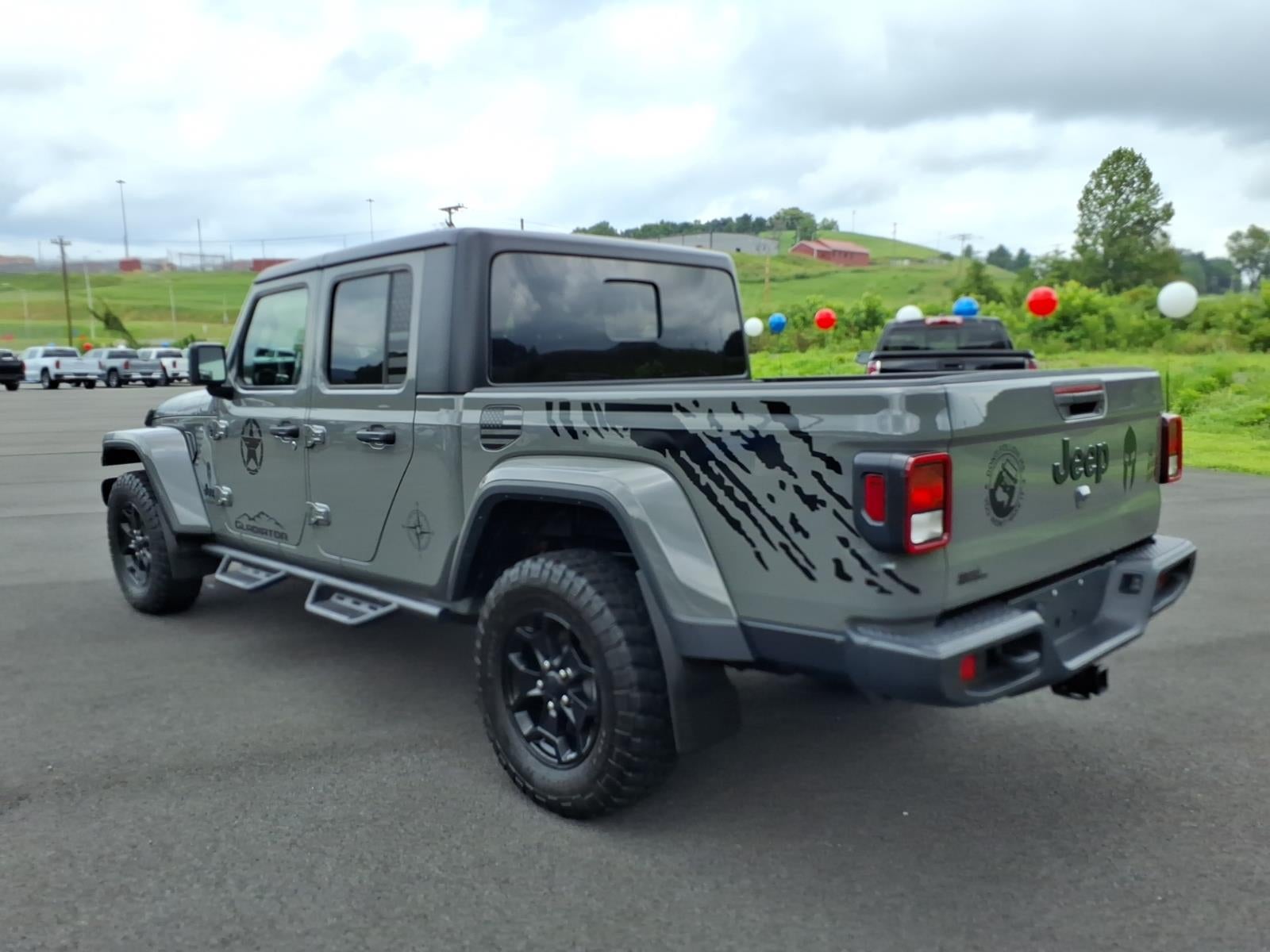 2021 Jeep Gladiator Willys