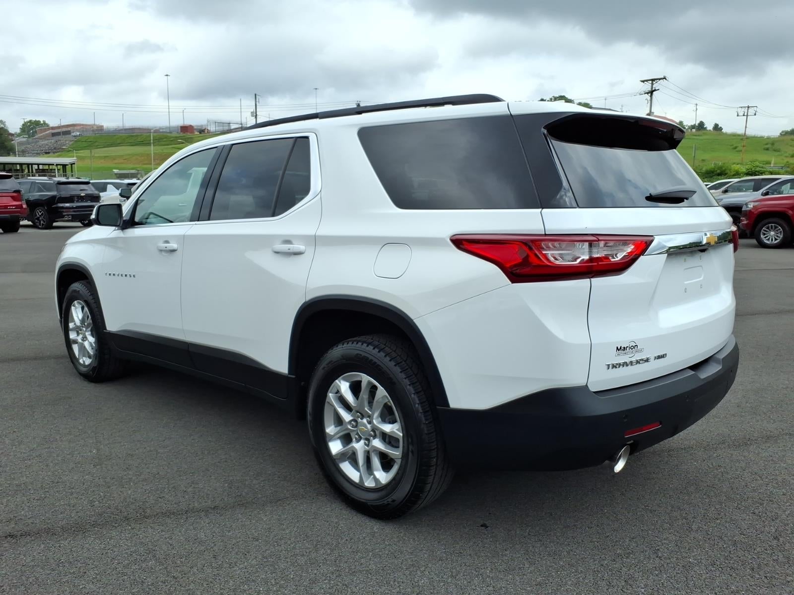 2021 Chevrolet Traverse LT Cloth