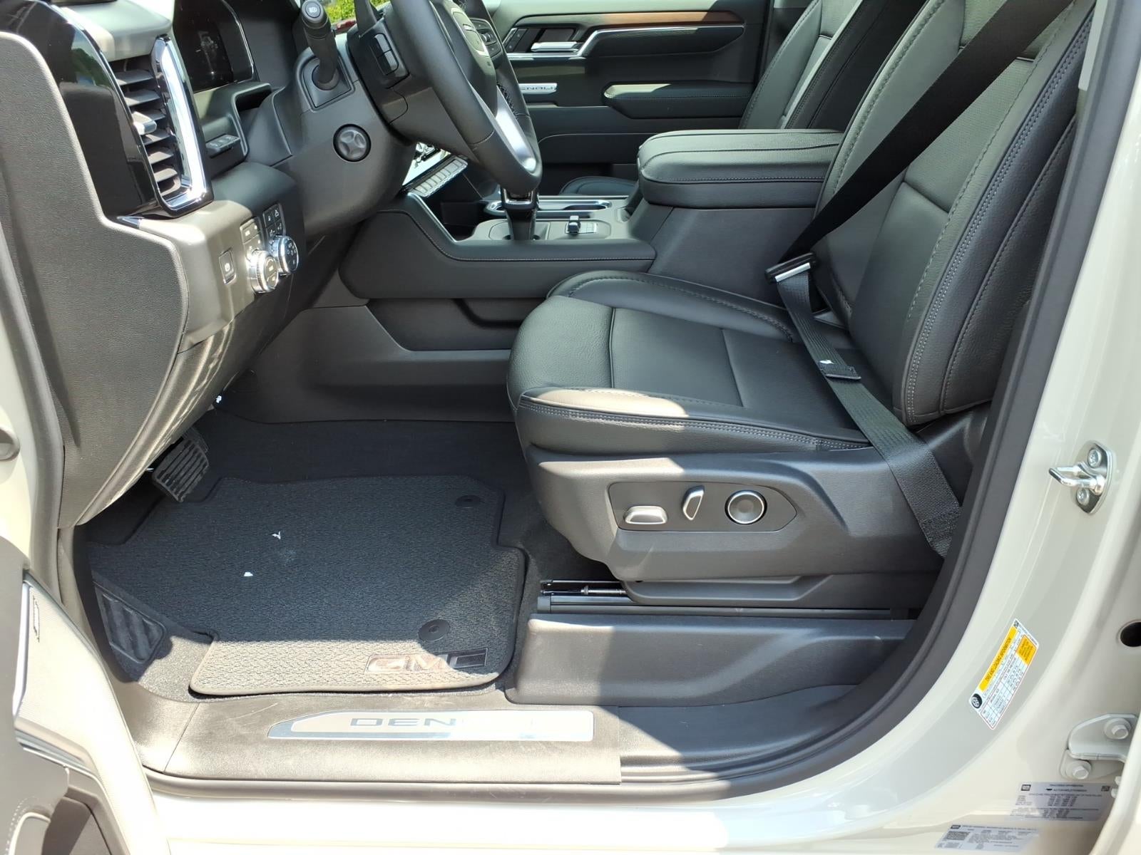 2026 GMC Sierra 1500 Denali - Photo 6