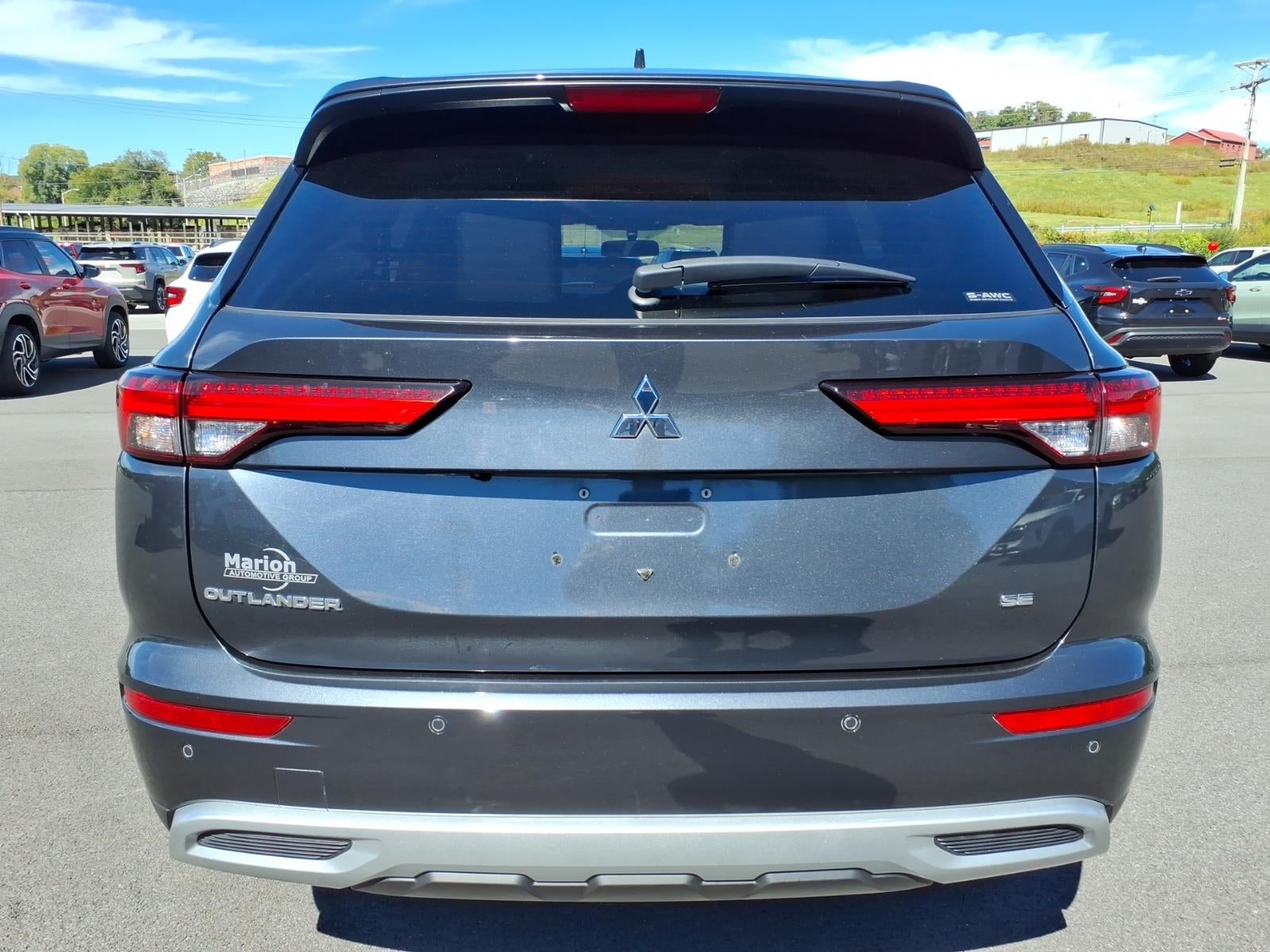 2024 Mitsubishi Outlander SE
